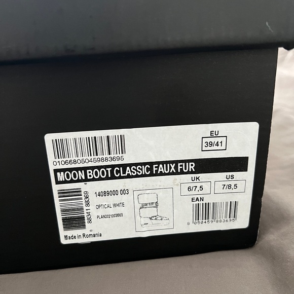 Moon Boots Icon Faux-Fur Snow boots White size 7/8.5 - Picture 10 of 12
